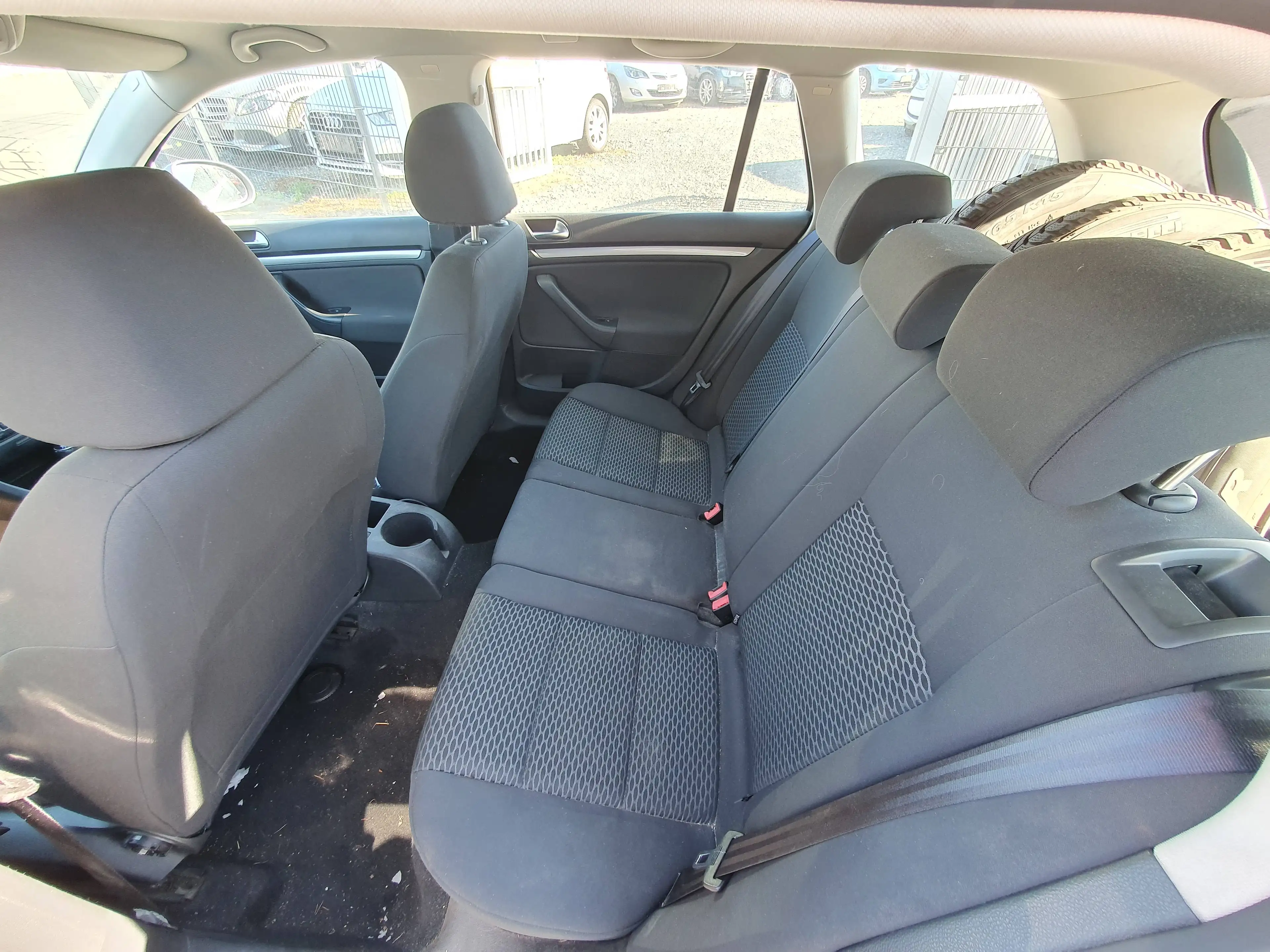 Volkswagen Golf Variant Trendline — photo 9