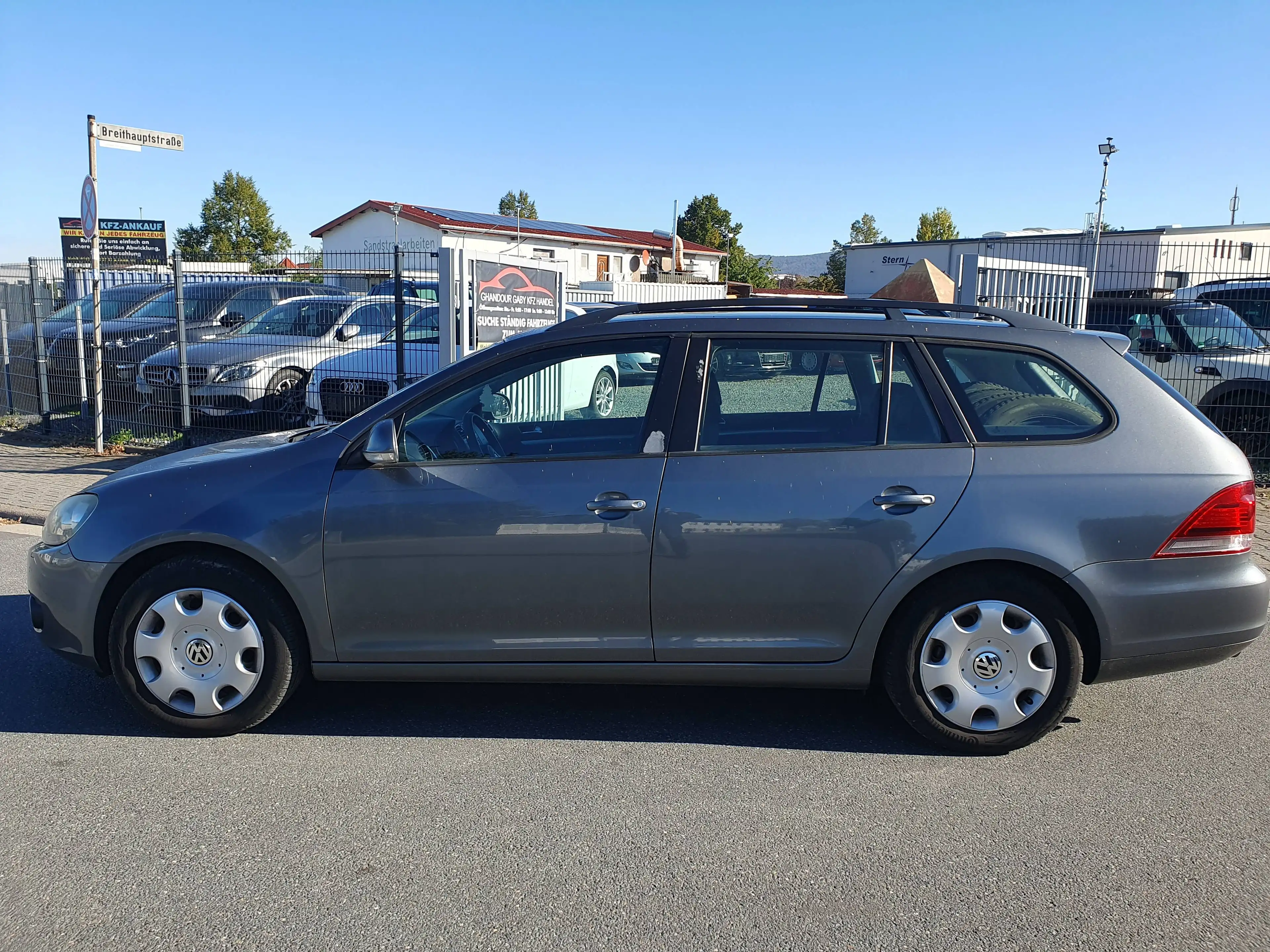 Volkswagen Golf Variant Trendline — photo 7