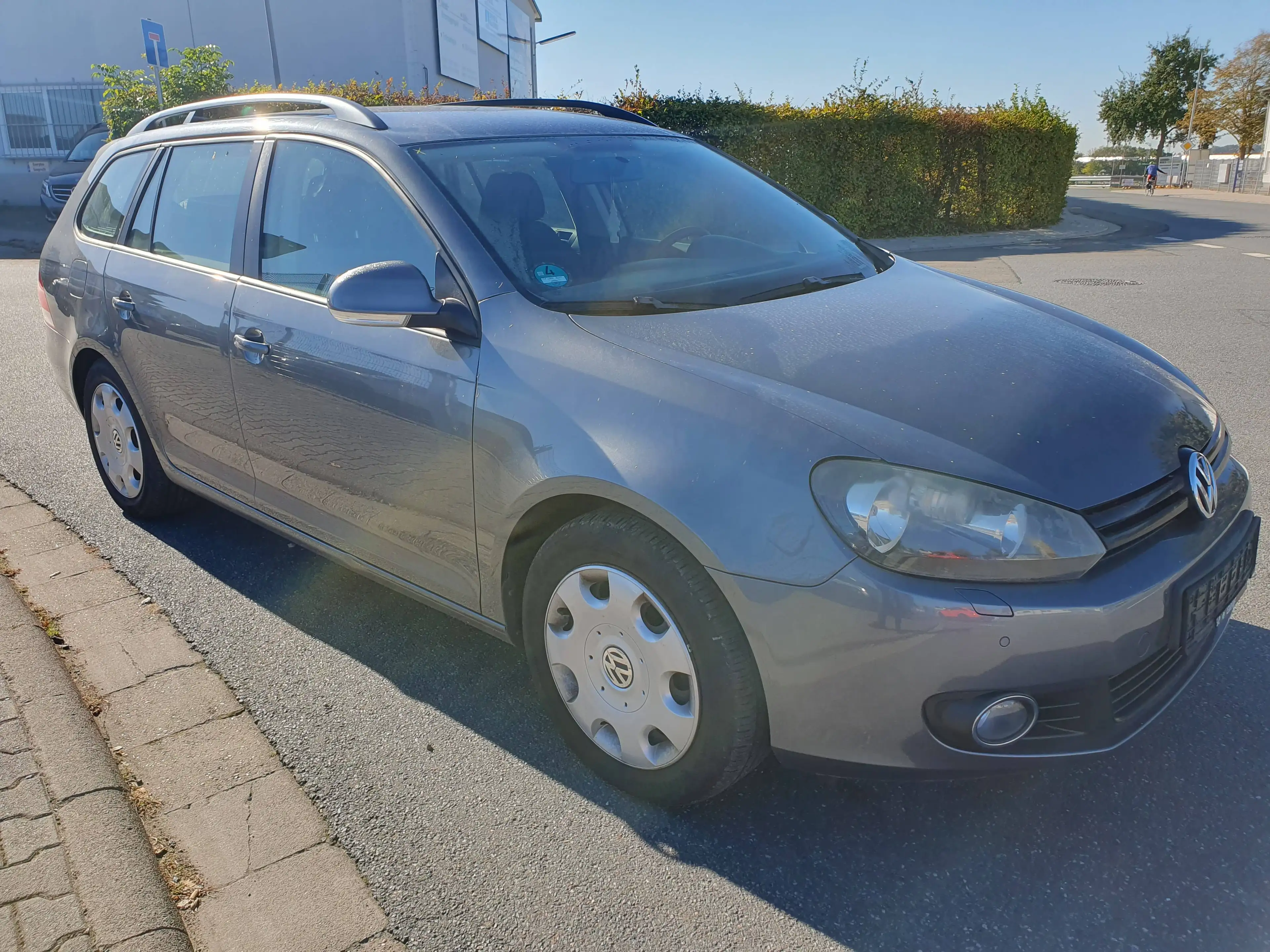 Volkswagen Golf Variant Trendline — photo 2