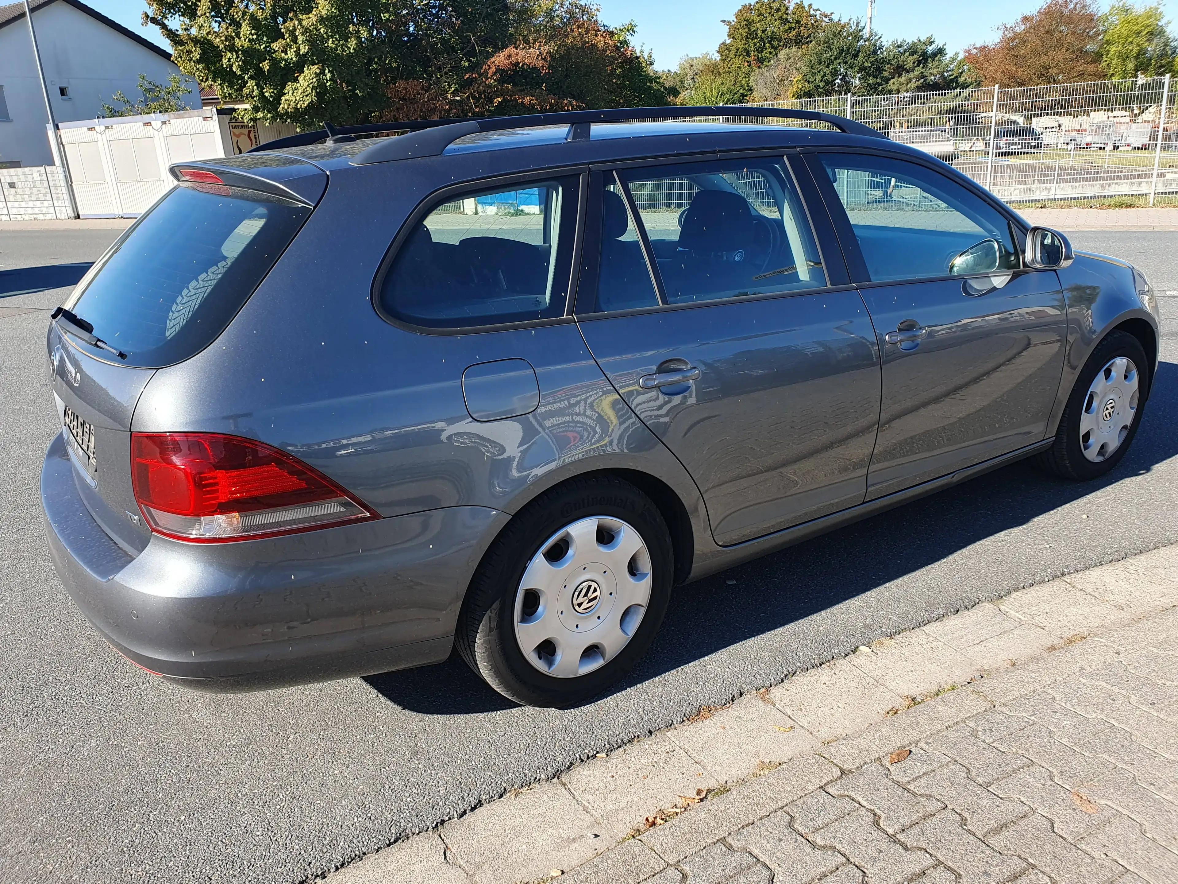 Volkswagen Golf Variant Trendline — photo 4