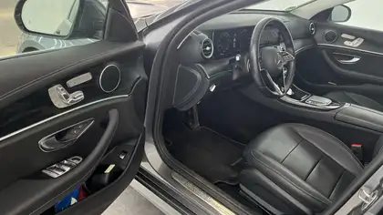 Annonce voiture d'occasion Mercedes-Benz E 400 - CARADIZE