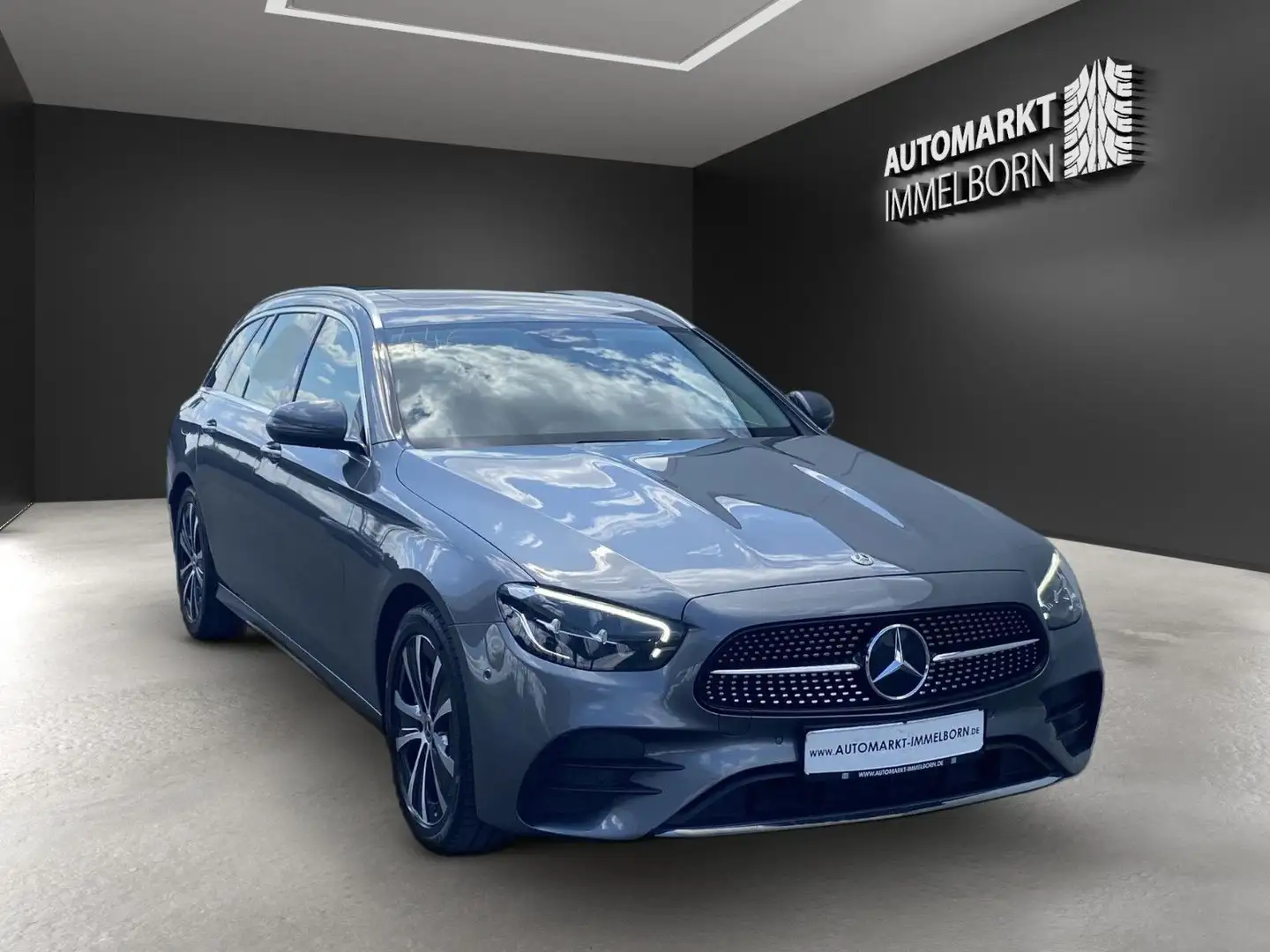 Mercedes-Benz E 400 d ALLRAD 19*Massage*Sdach*Luftfed*Kamera*L Grijs - 2
