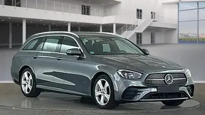 Annonce voiture d'occasion Mercedes-Benz E 400 - CARADIZE