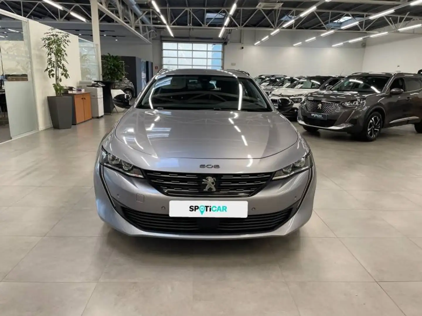 Peugeot 508 SW 2 1.5 BlueHDi 130 S&S EAT8 Active Pack Grijs - 2