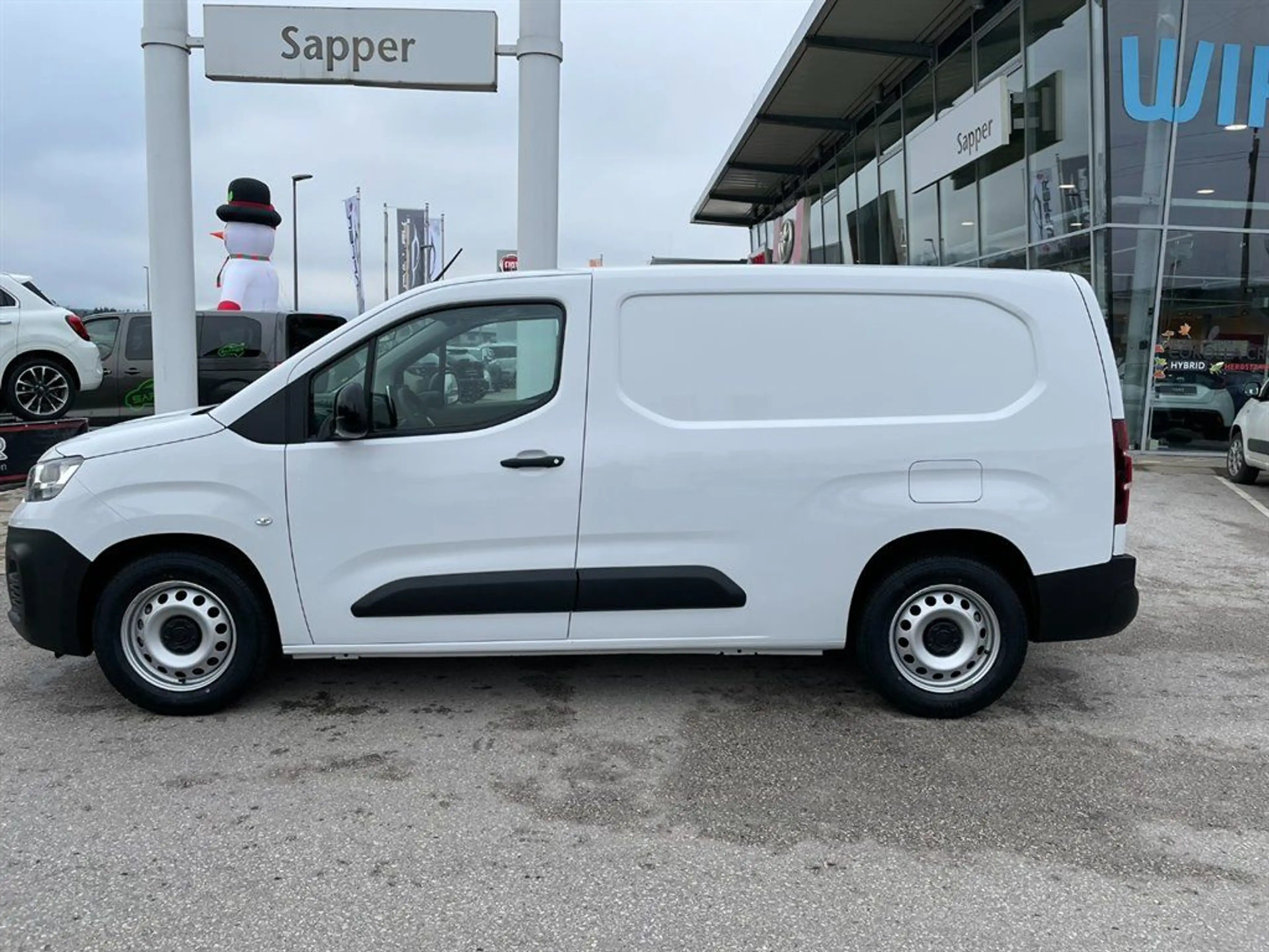 Fiat Doblo Elektro 50kWh — photo 8