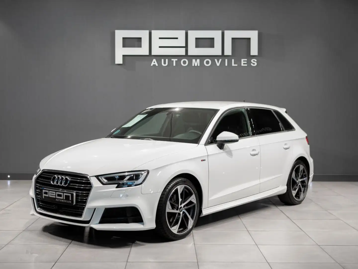 Audi A3 Sportback 35 TDI S line 110kW Blanc - 1