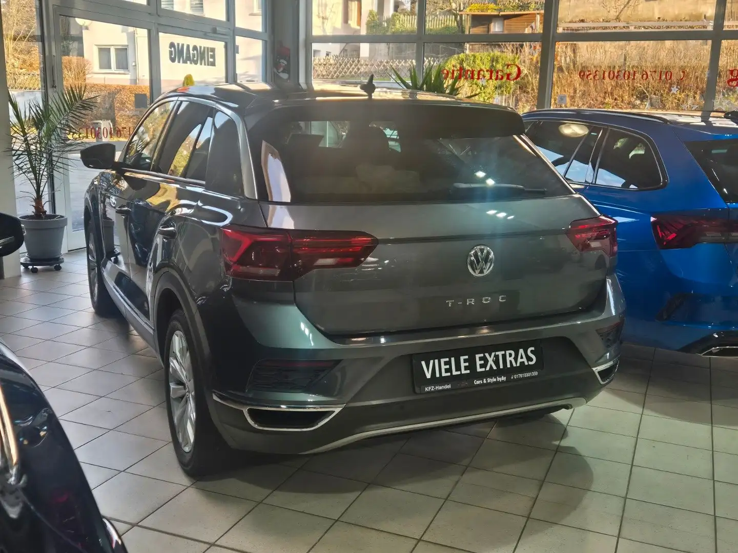 Volkswagen T-Roc 1,5 TSI Sport/LED/ Gris - 2