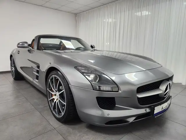 Mercedes-Benz SLS Roadster Carbon Keramik B&O Airscarf