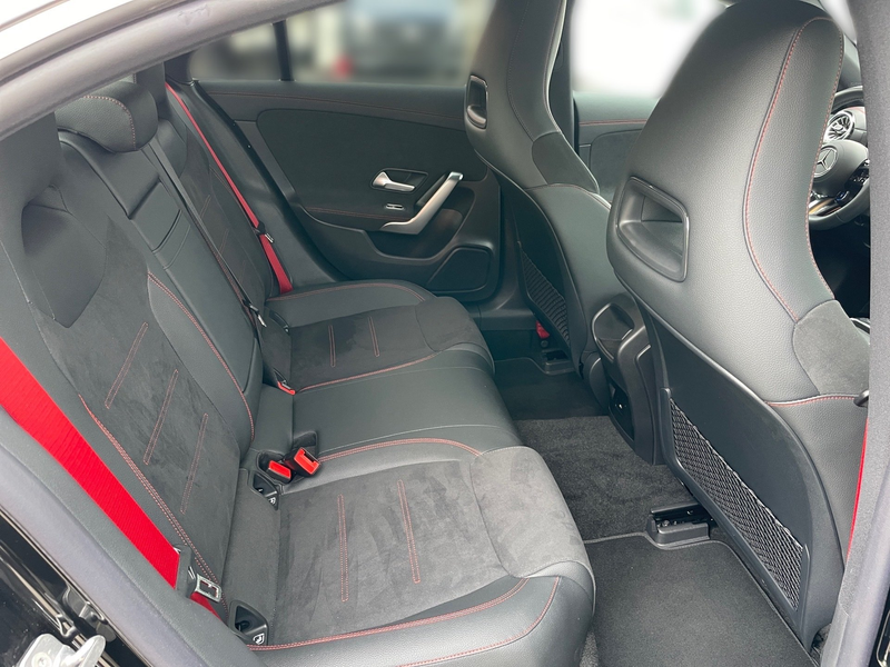 Mercedes-Benz CLA 35 AMG AMG CLA 35 4MATIC Coupé AMG*Ambi*MBUX*Mbeam*Pano — photo 13