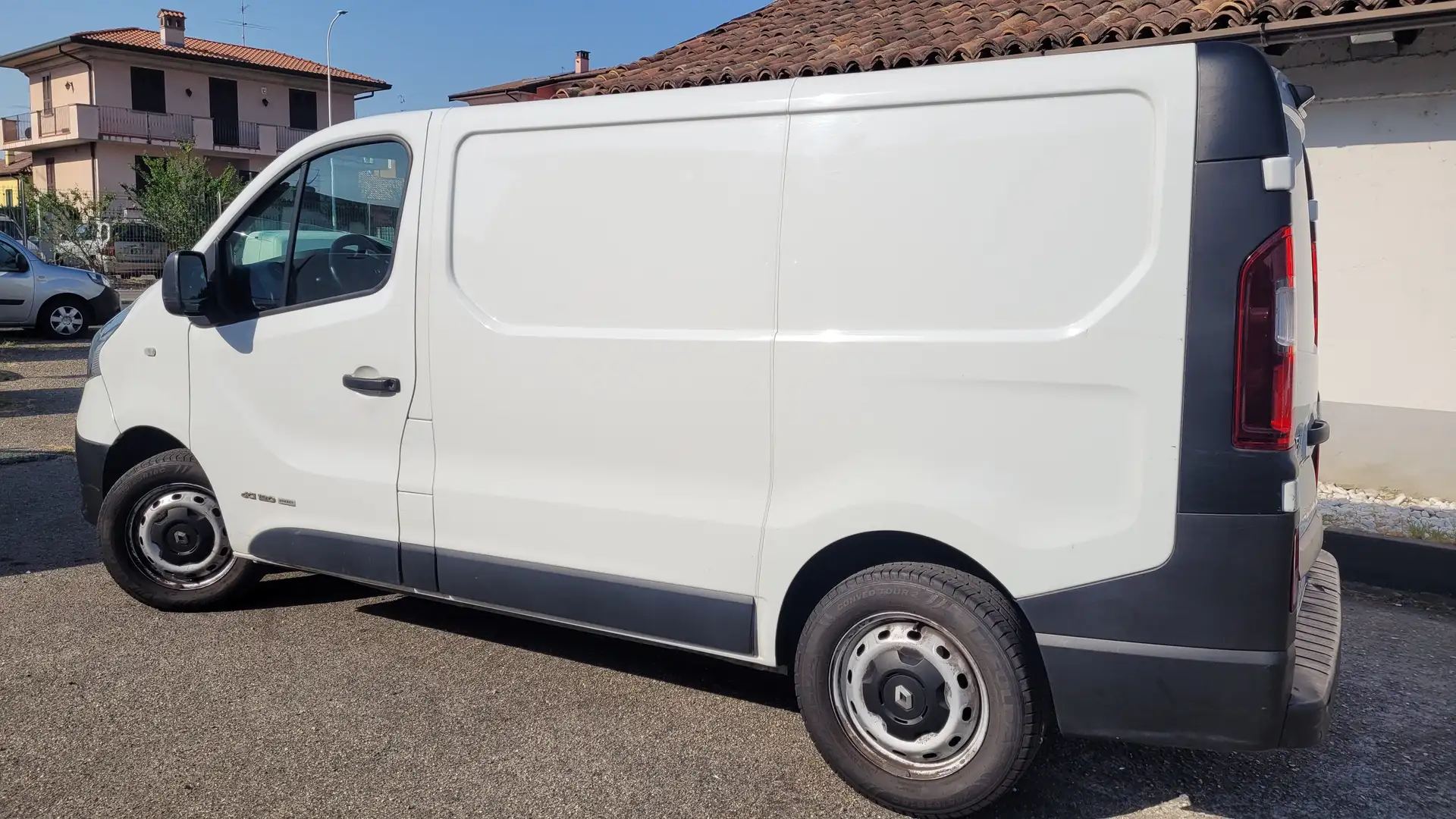 Renault Trafic T27 1.6 dCi 120CV S&S PC-TN Furgone Bianco - 2