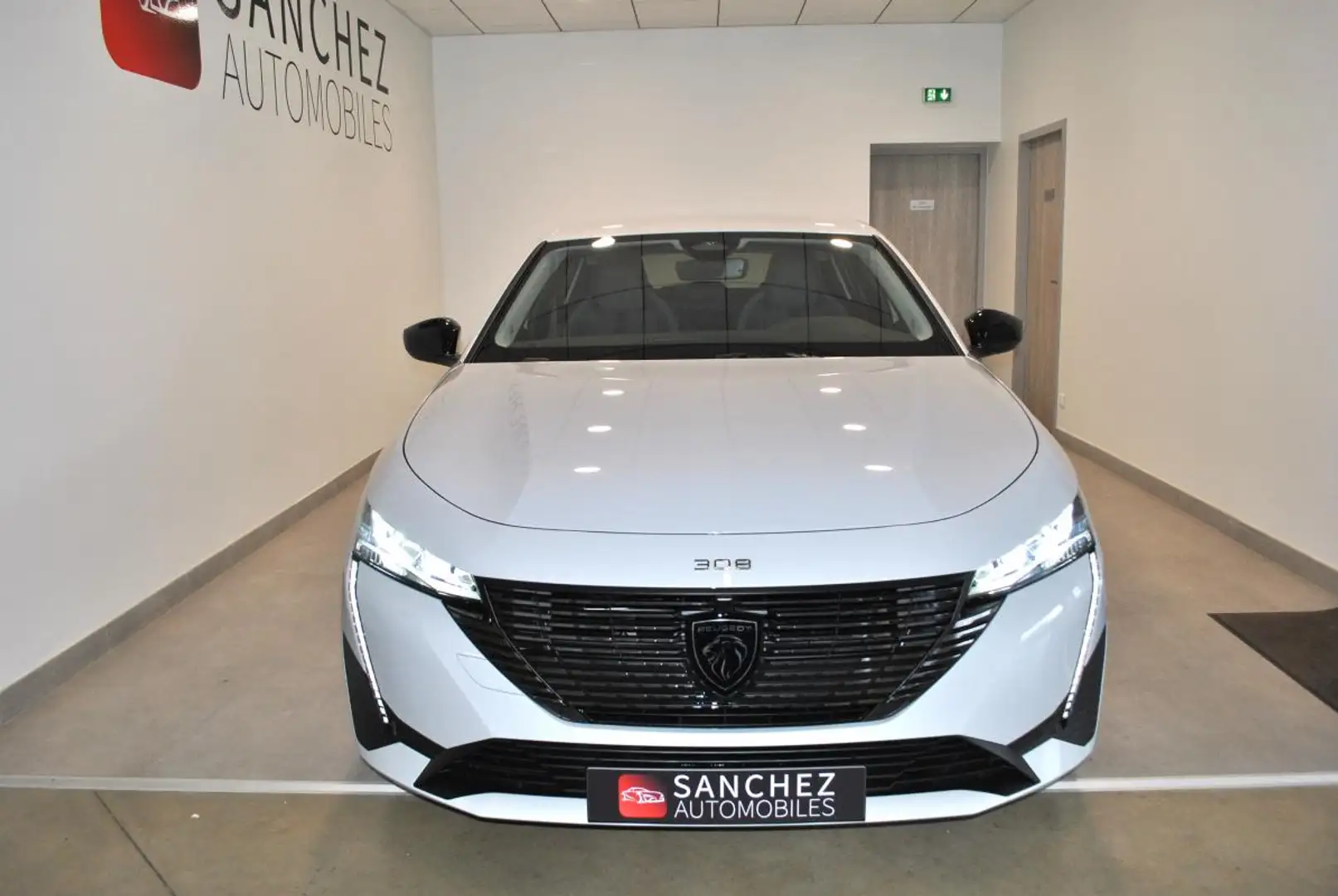 Peugeot 308 III 1.5 BLUEHDI 130 EAT8 ALLURE Wit - 2