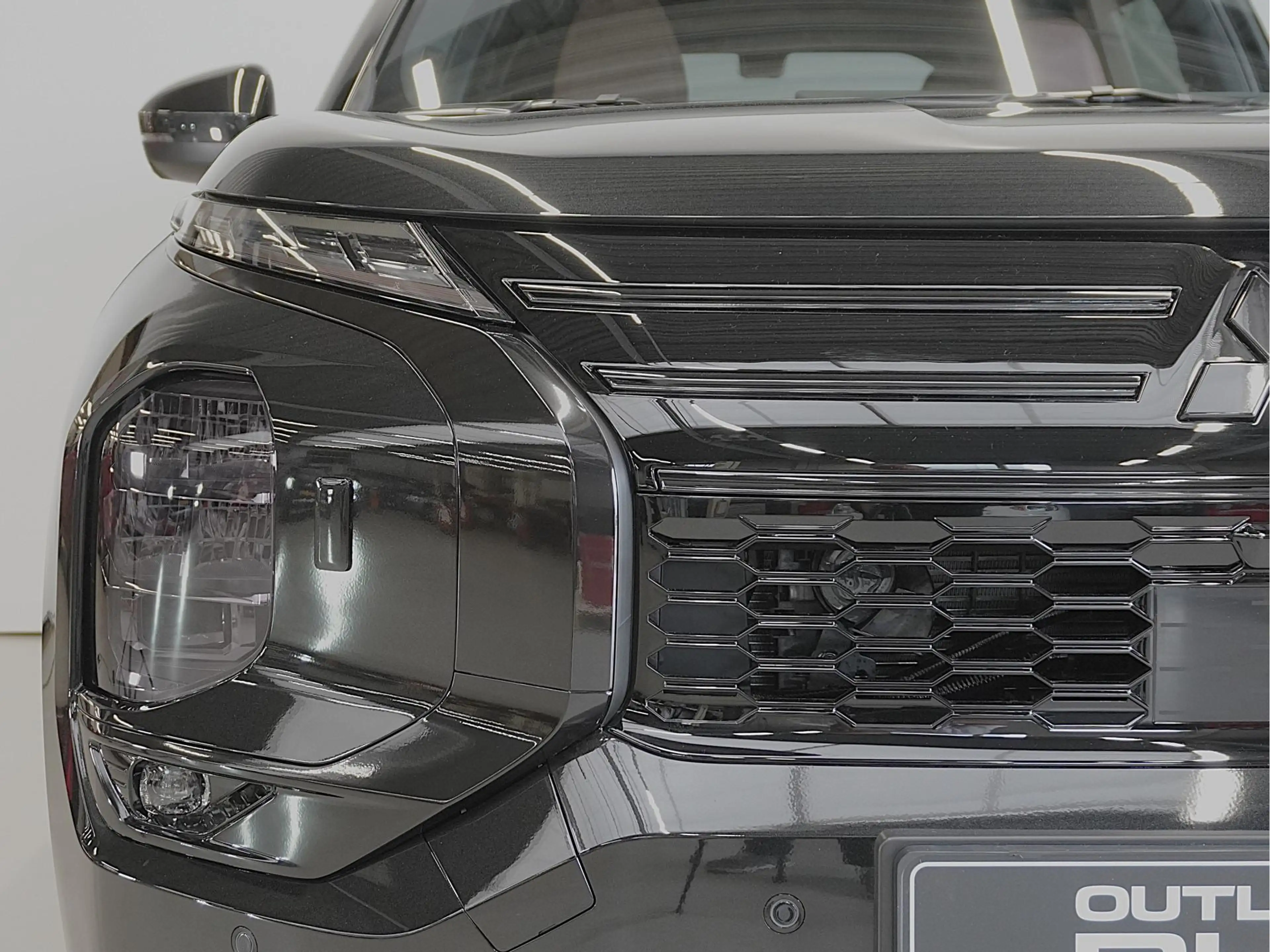 Mitsubishi Outlander 2.4 PHEV Instyle+ Black Edition | Actieprijs | Uni — photo 9