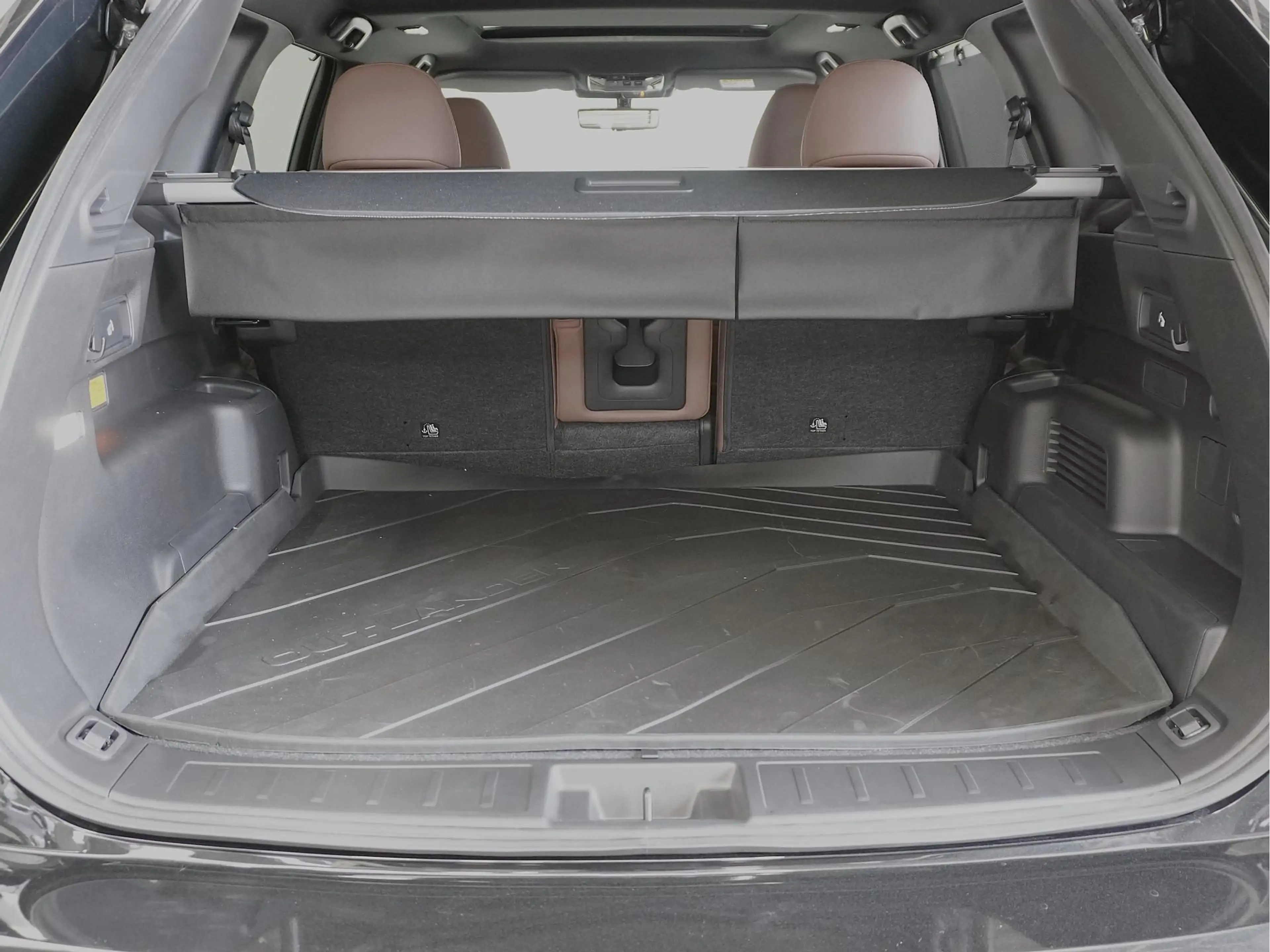 Mitsubishi Outlander 2.4 PHEV Instyle+ Black Edition | Actieprijs | Uni — photo 13