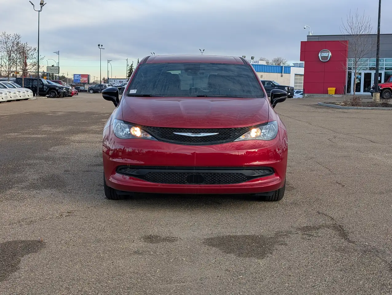 Chrysler Grand Caravan снимка Chrysler Grand Caravan