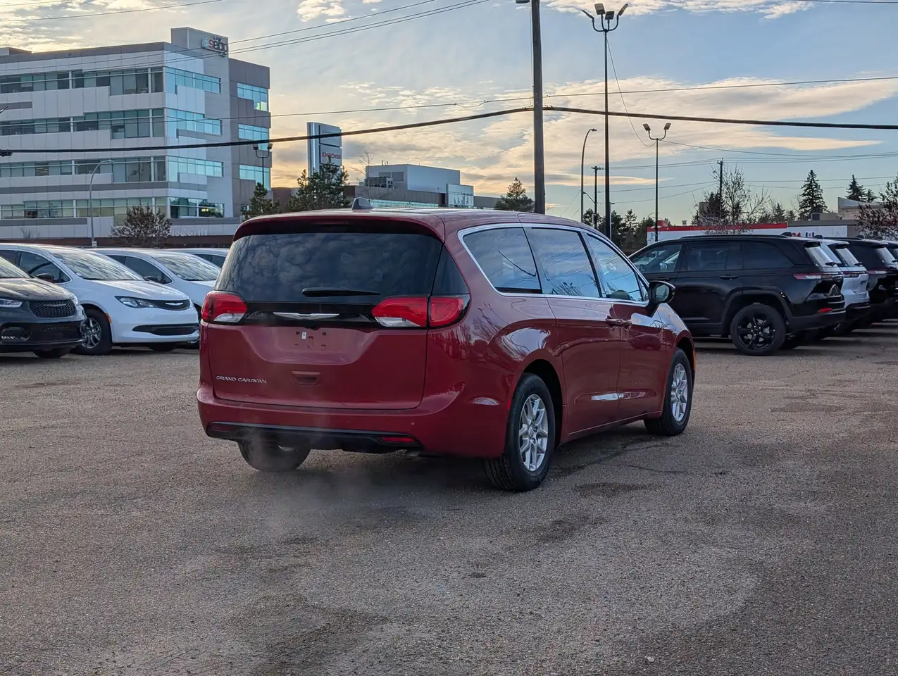 Chrysler Grand Caravan снимка Chrysler Grand Caravan