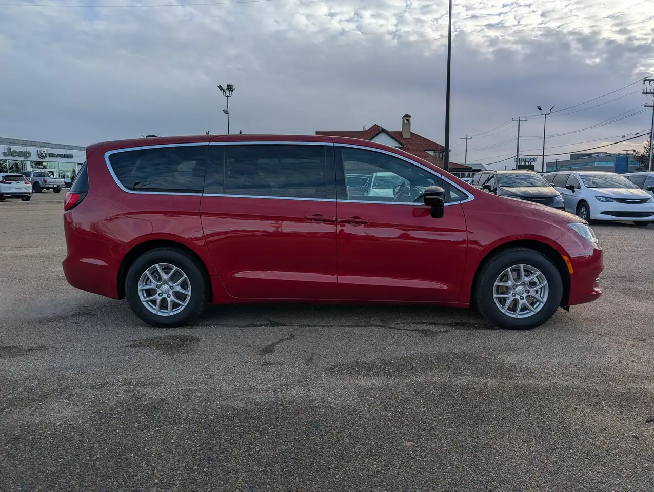 Chrysler Grand Caravan снимка Chrysler Grand Caravan