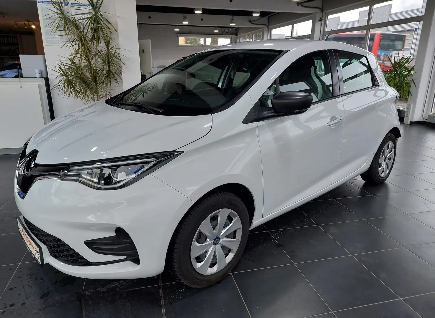 Renault ZOE (mit Batteriemiete) Z.E. 40 LIFE Weiß - 2