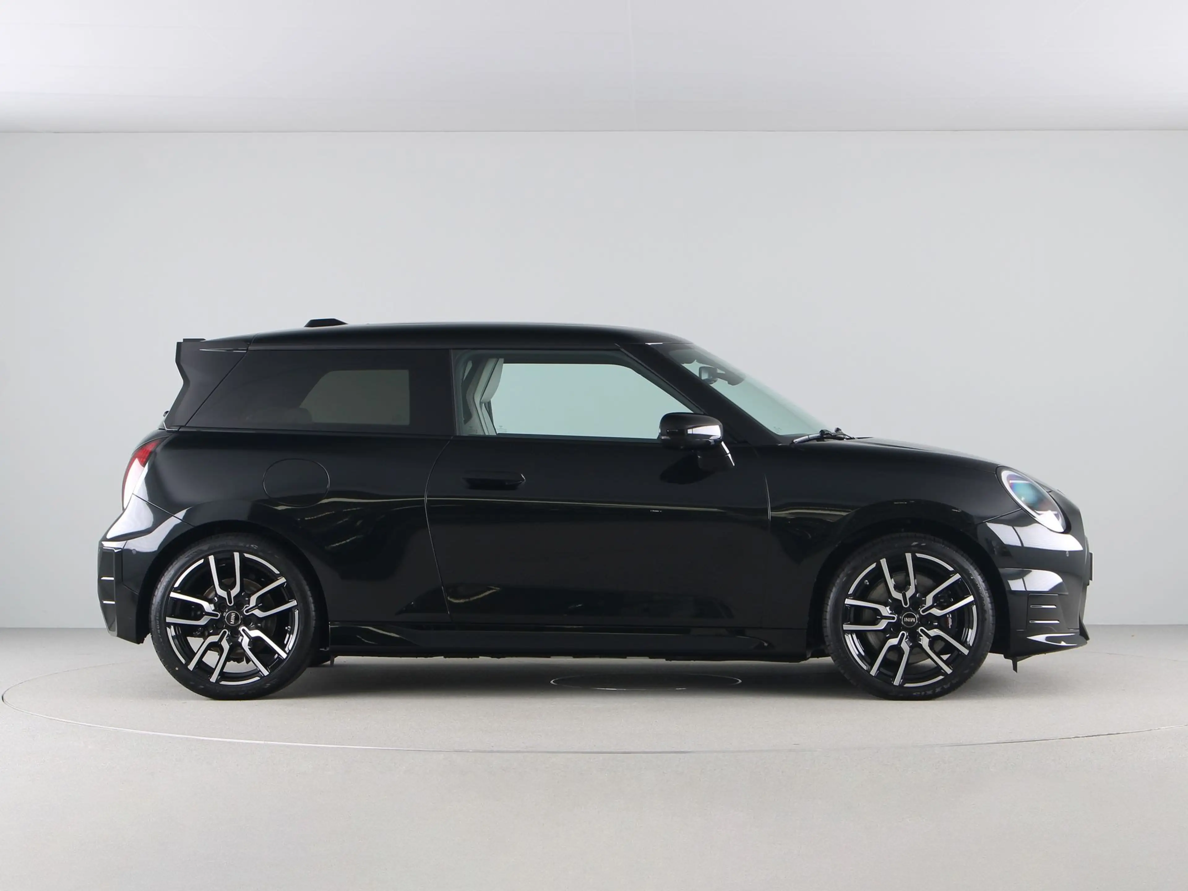 MINI Cooper SE John Cooper Works Pakket L PRIVATE LEASE EUR 503,- — photo 8