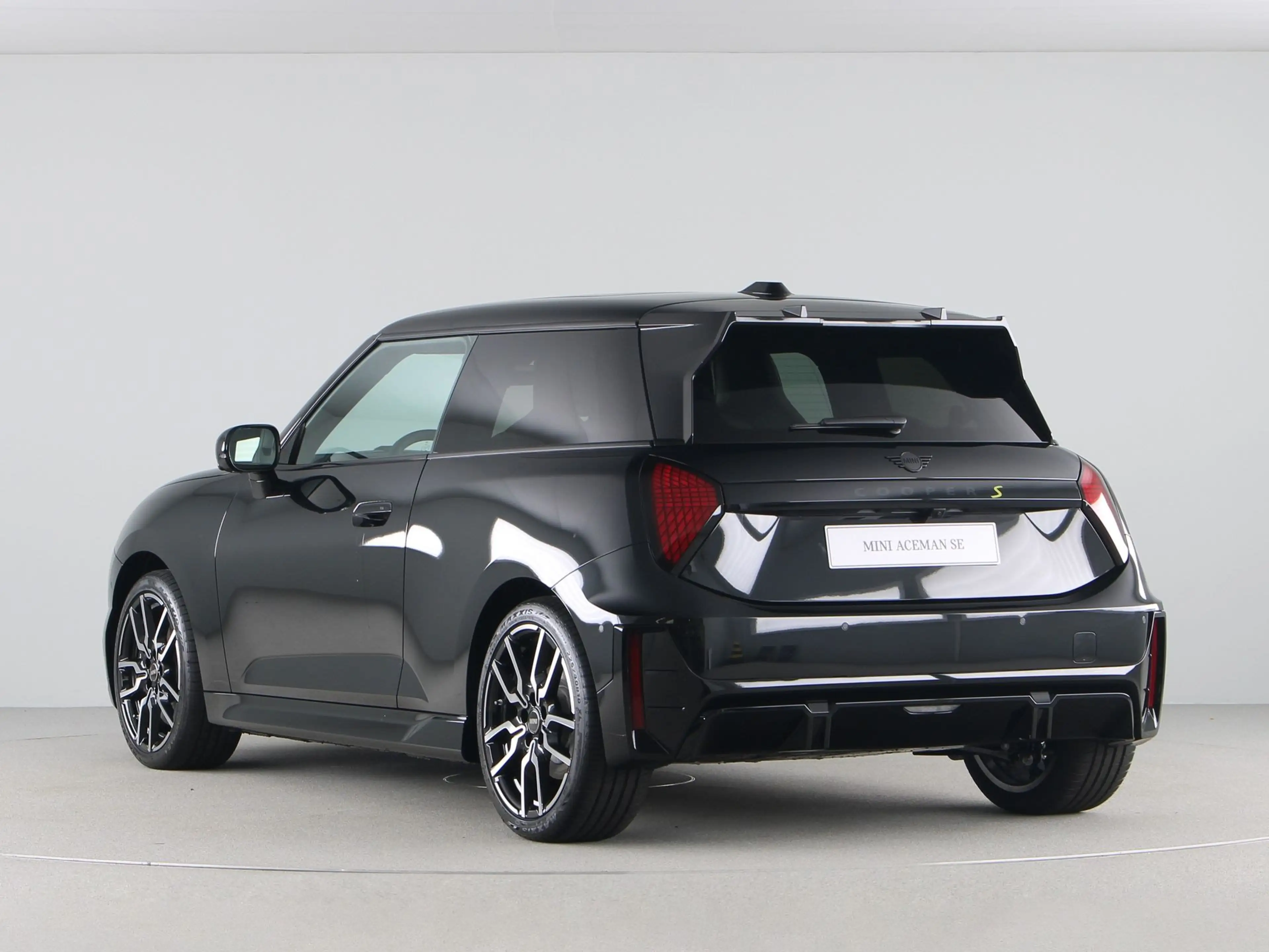 MINI Cooper SE John Cooper Works Pakket L PRIVATE LEASE EUR 503,- — photo 11