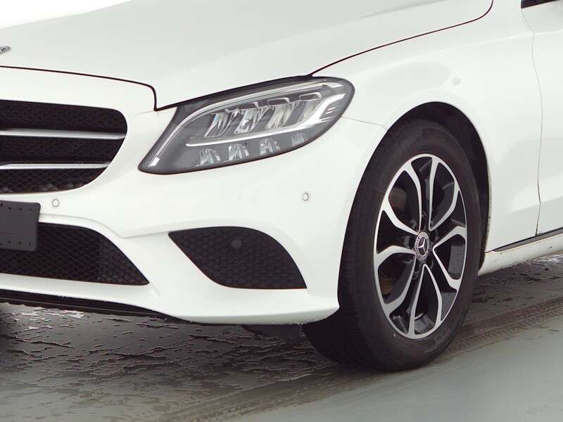 Mercedes-Benz C 180