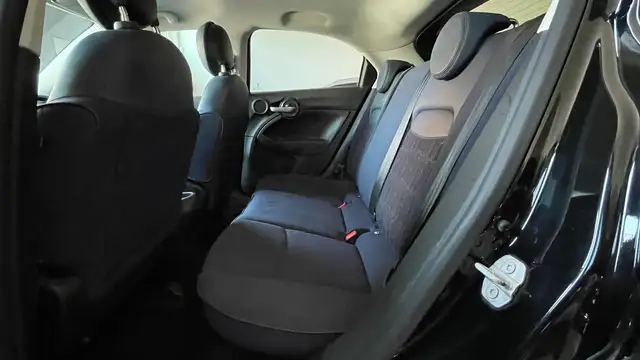 Fiat 500x view 9
