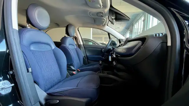 Fiat 500x view 11