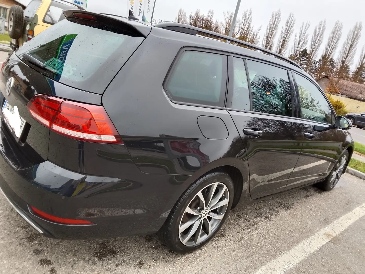 Volkswagen Golf Variant Golf Variant Rabbit 1,6 TDI SCR Rabbit Schwarz - 1
