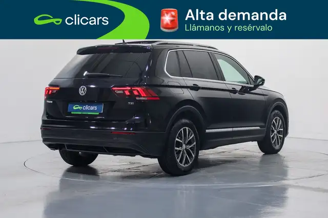 Volkswagen Tiguan view 5