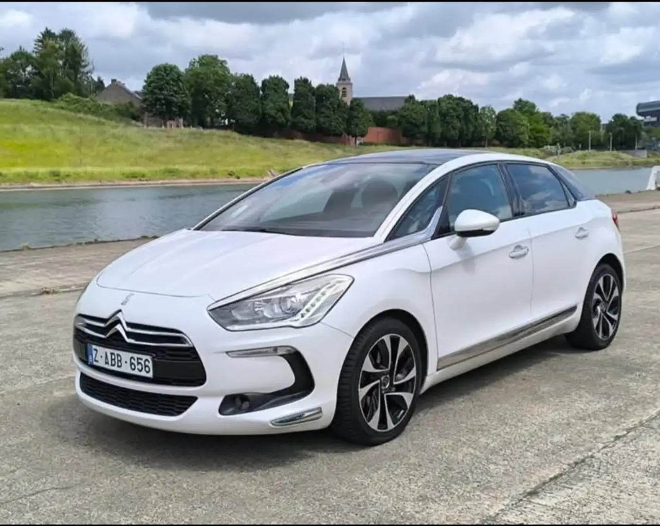 Citroen DS5 DS5 THP 155 SoChic Wit - 1