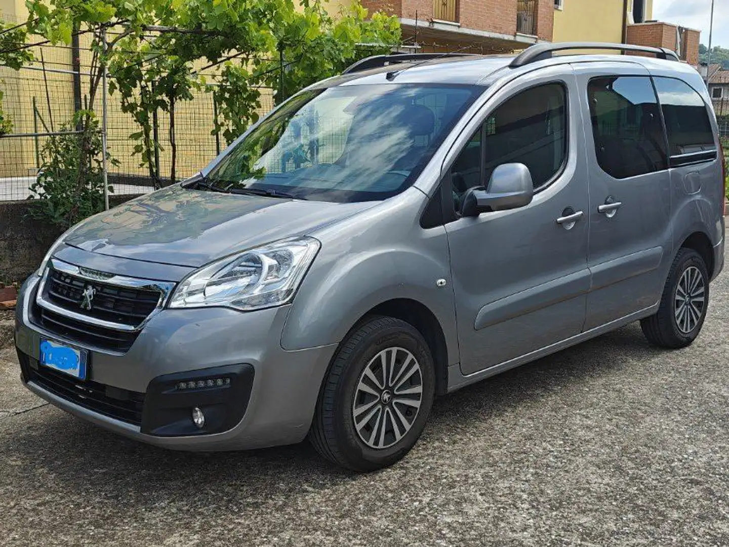 Peugeot Partner Partner Tepee 1.6 hdi Access c/esp 75cv Argento - 1
