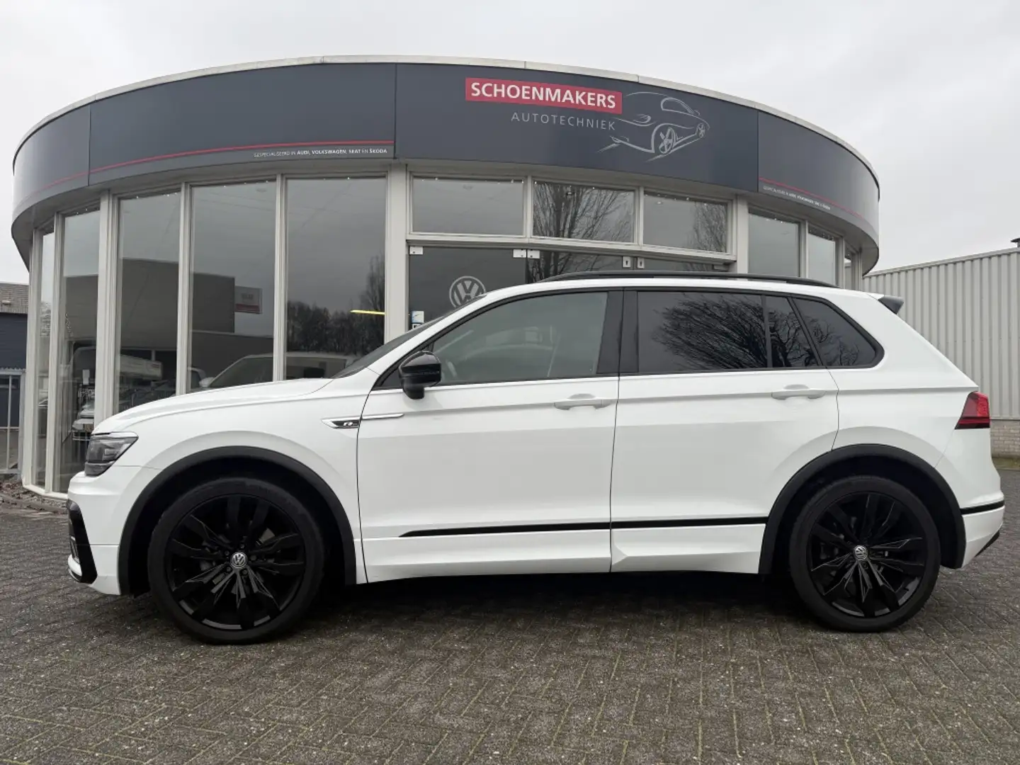 Volkswagen Tiguan 1.5 TSI Highl. Bus R Blanc - 1