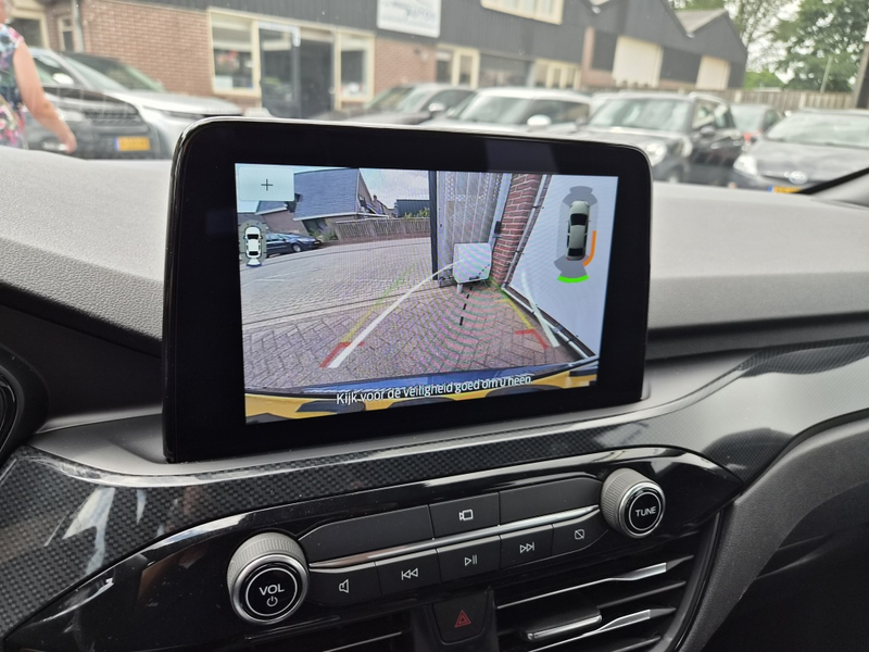 Ford Kuga 2.5 PHEV ST-Line — photo 6