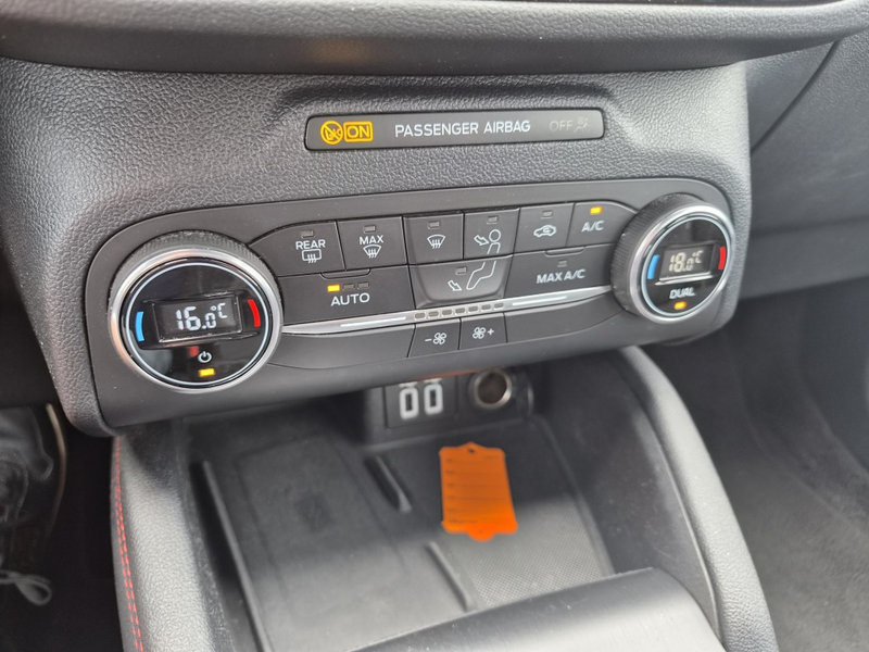 Ford Kuga 2.5 PHEV ST-Line — photo 11