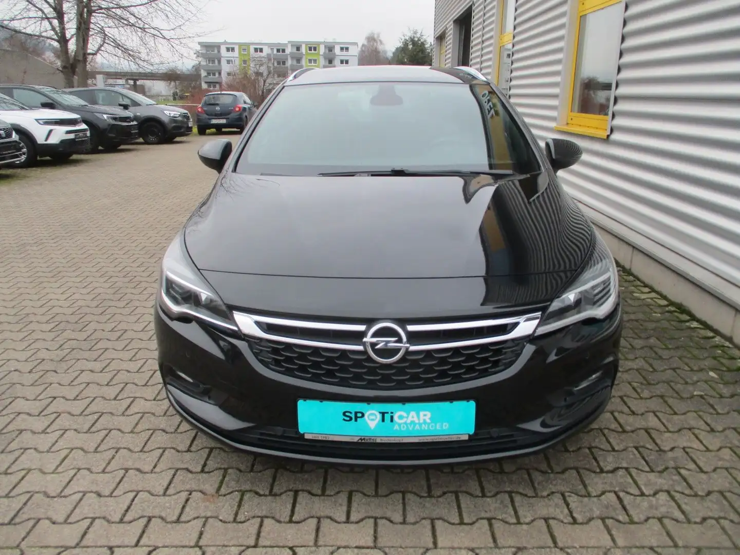 Opel Astra K Sports Tourer Dynamic 1.4 Turbo Schwarz - 2