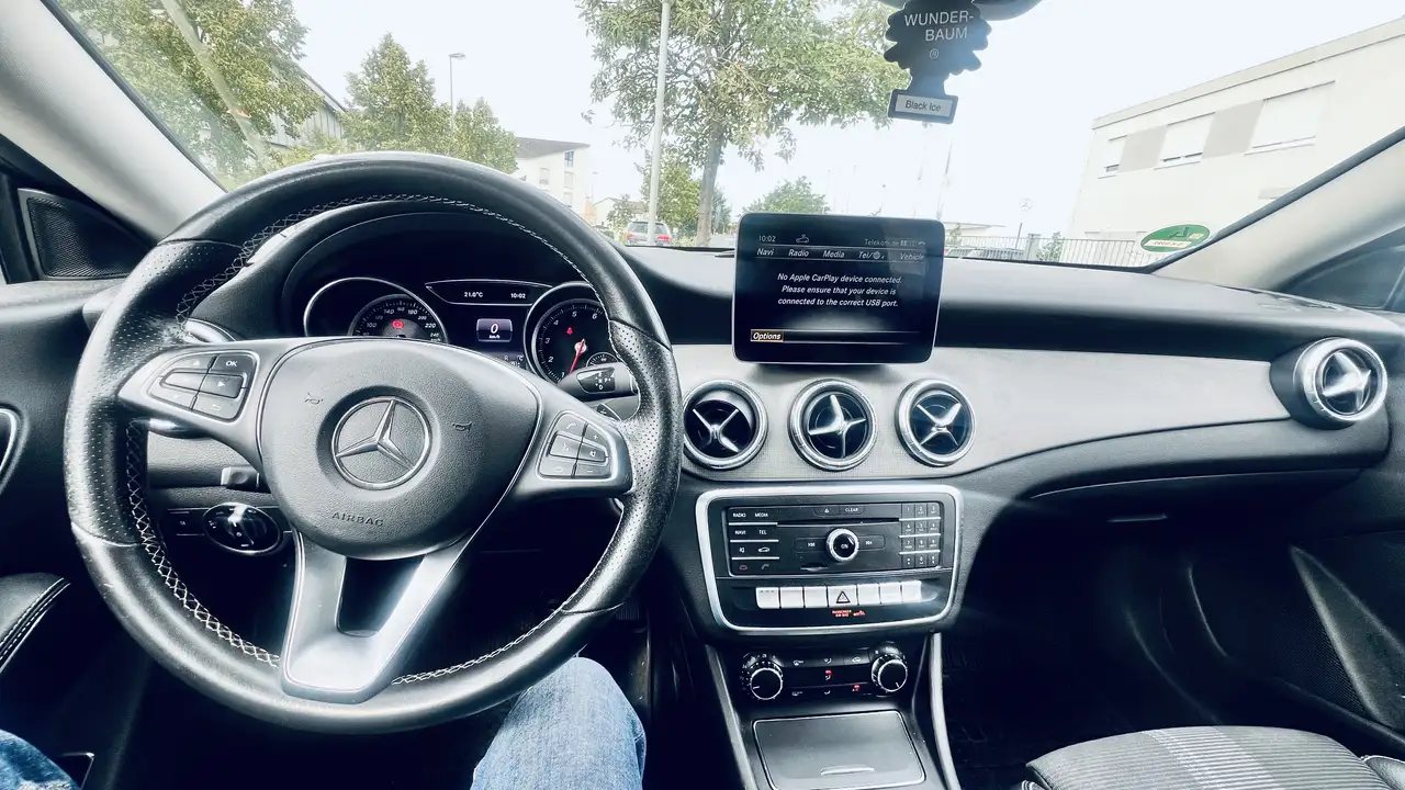 Mercedes-Benz CLA 180