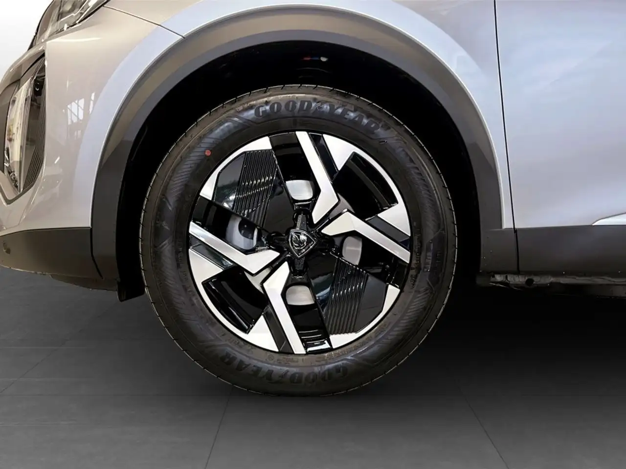 Peugeot 2008 2008 1.2 Puretech Allure 7