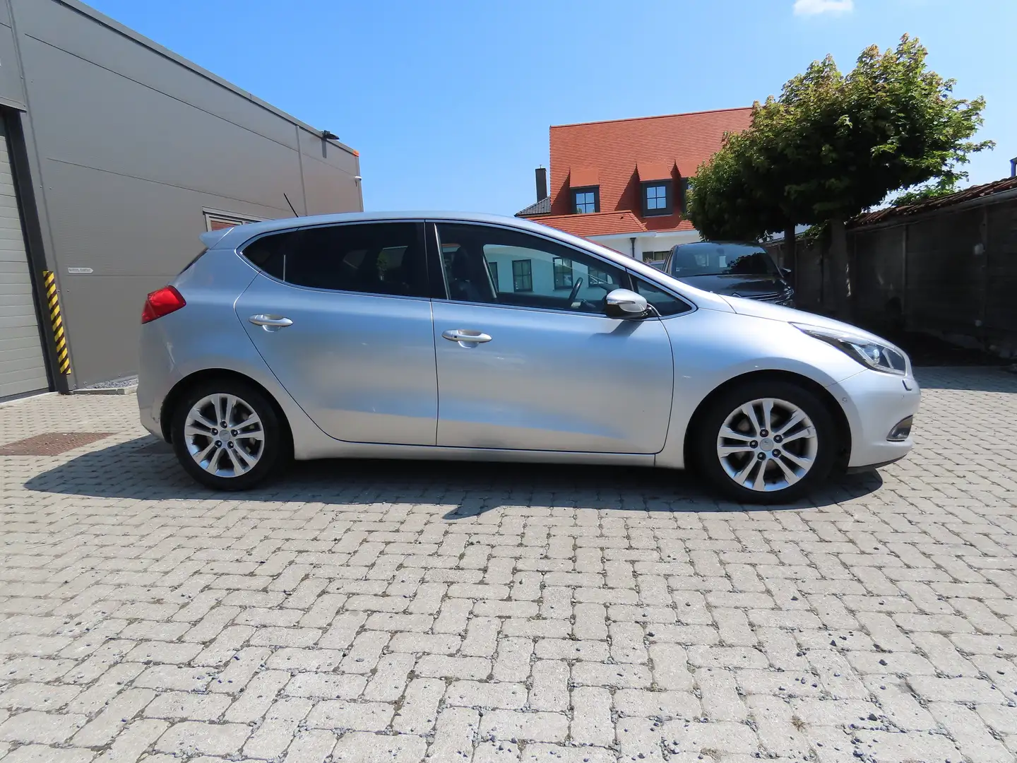 Kia Ceed / cee'd 1.6 CRDi Sense ISG automaat Weiß - 2
