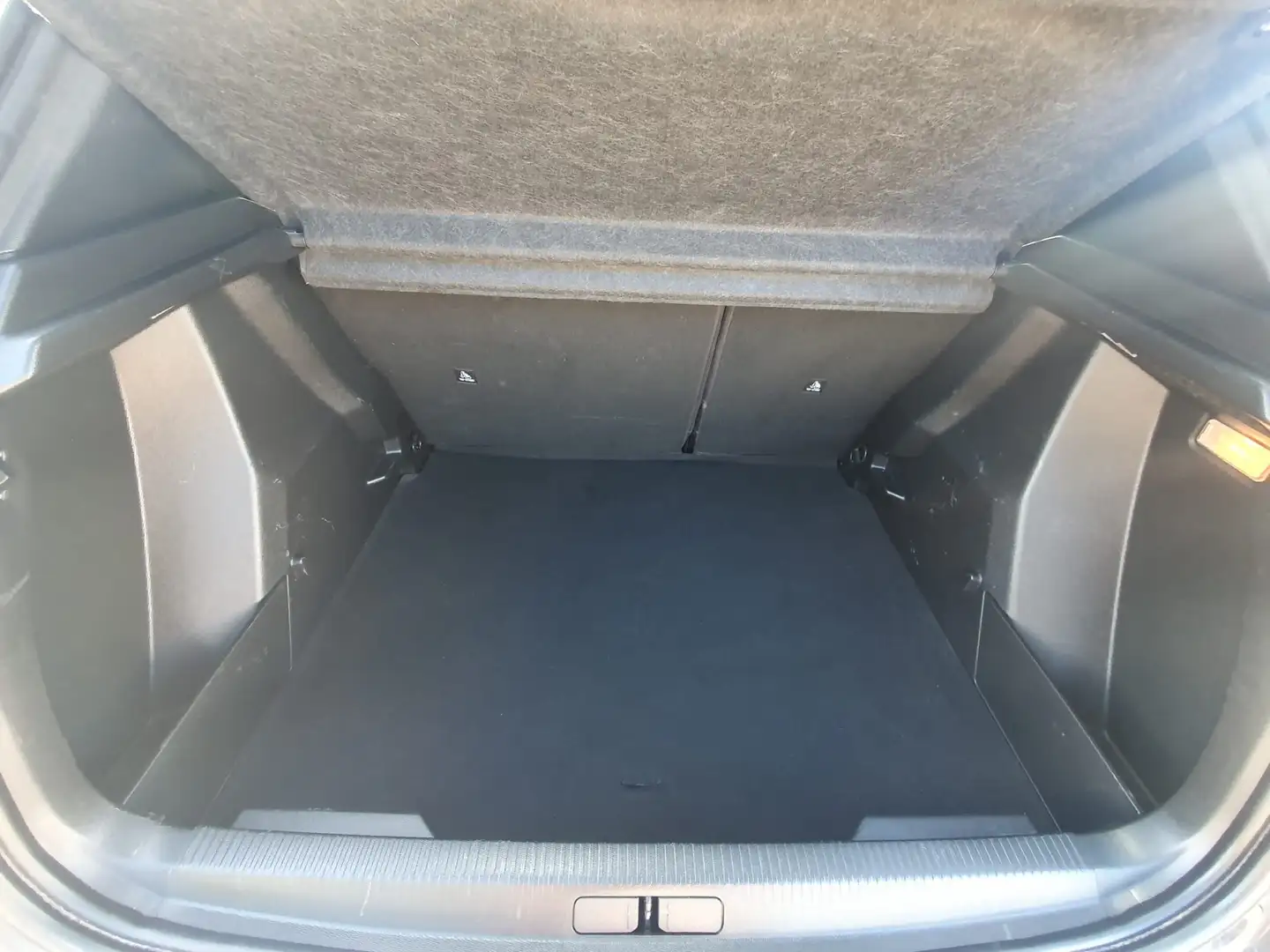 Peugeot 2008 2008 1.6 BlueHDi 100ch S Gris - 2