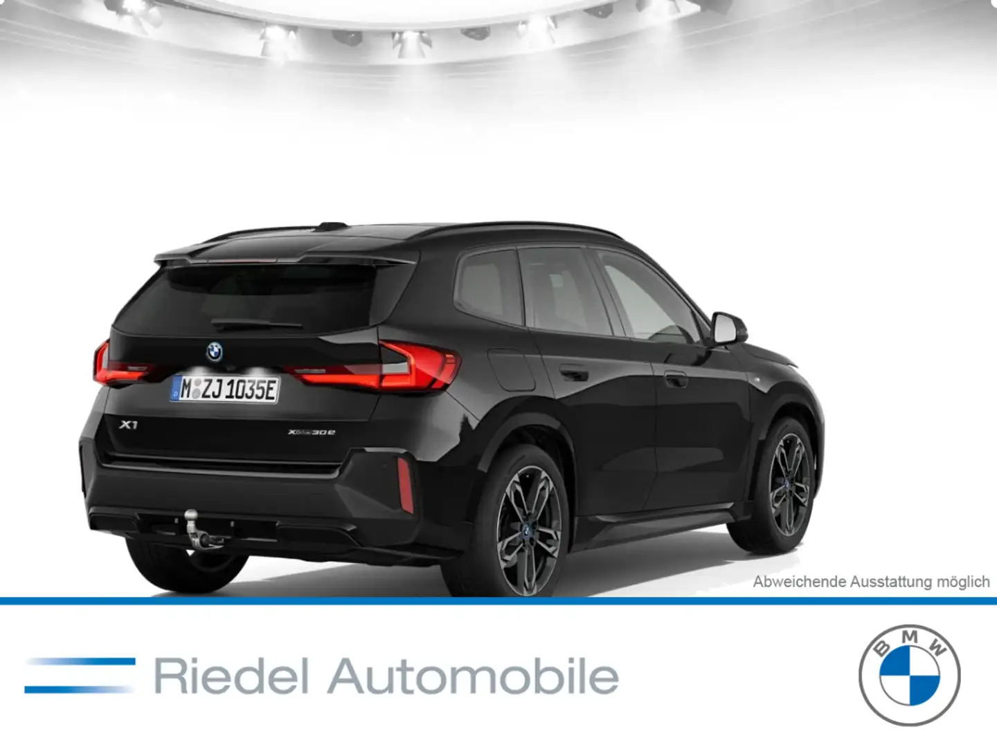 BMW X1 xDrive30e Steptronic Navi DSG Tempom.aktiv Panoram Schwarz - 2