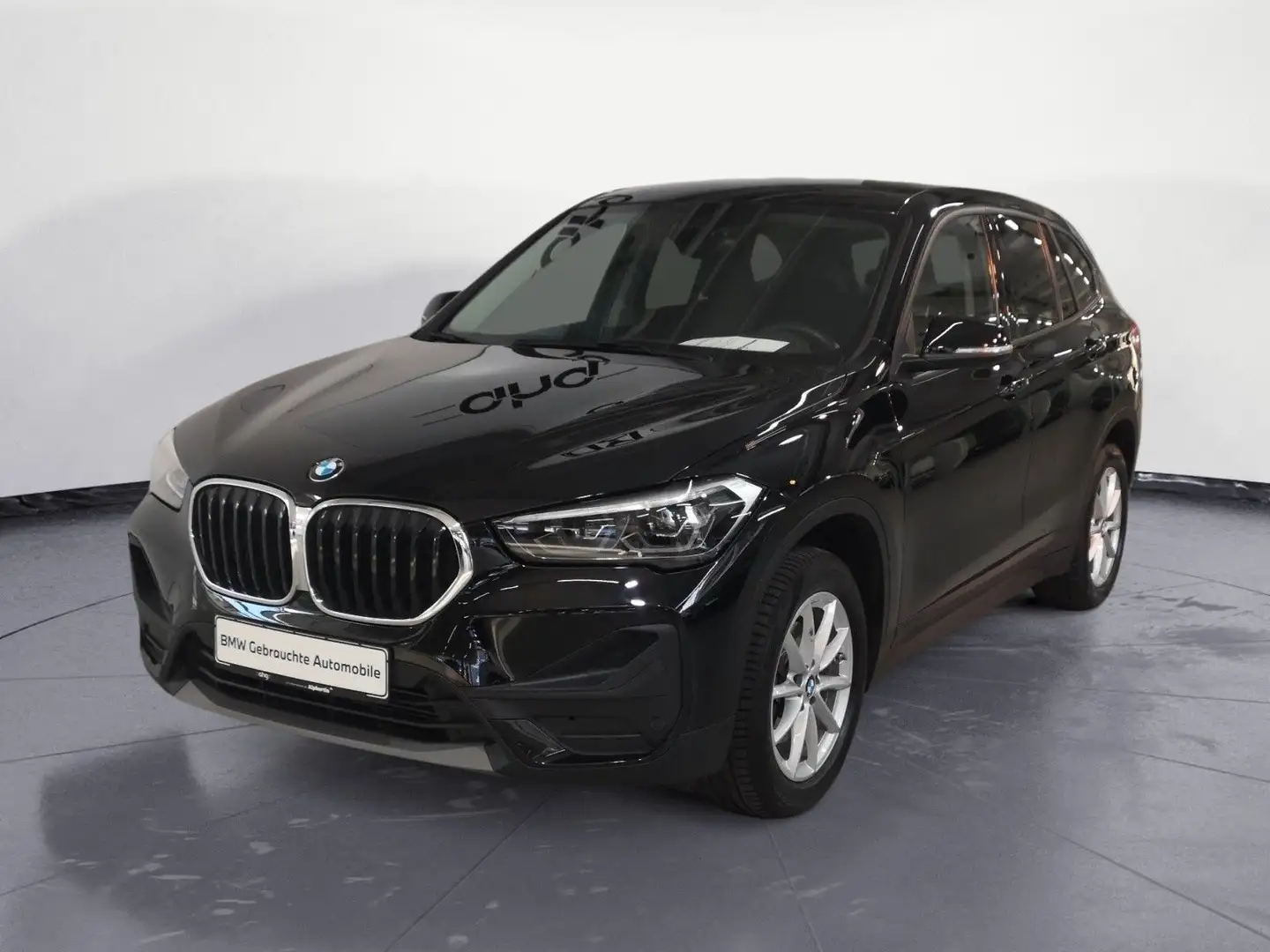 BMW X1 sDrive18i Advantage Klimaaut. Komfortzugang L Noir - 2