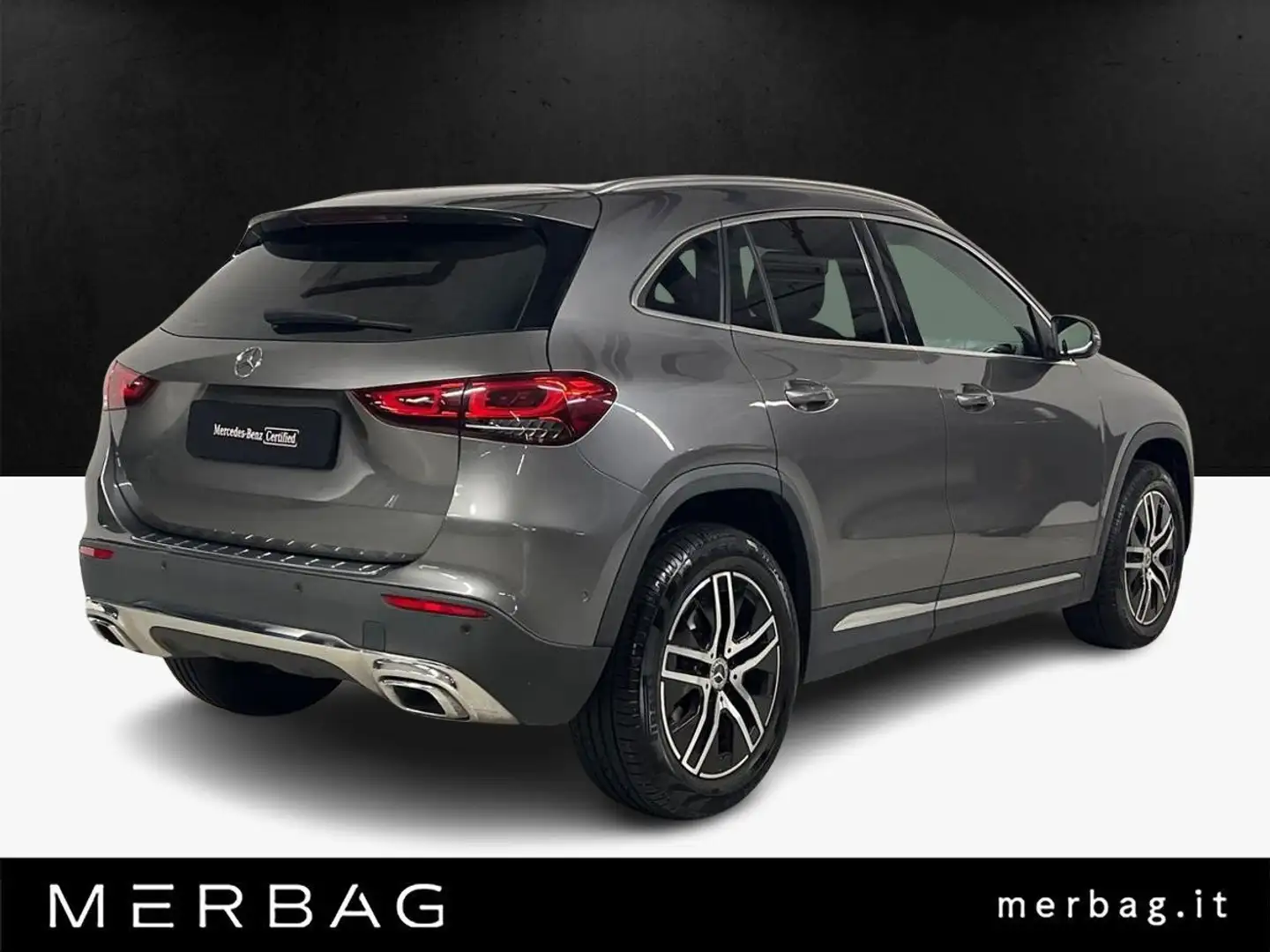 Mercedes-Benz GLA 180 d Automatic Sport Plus Gris - 2