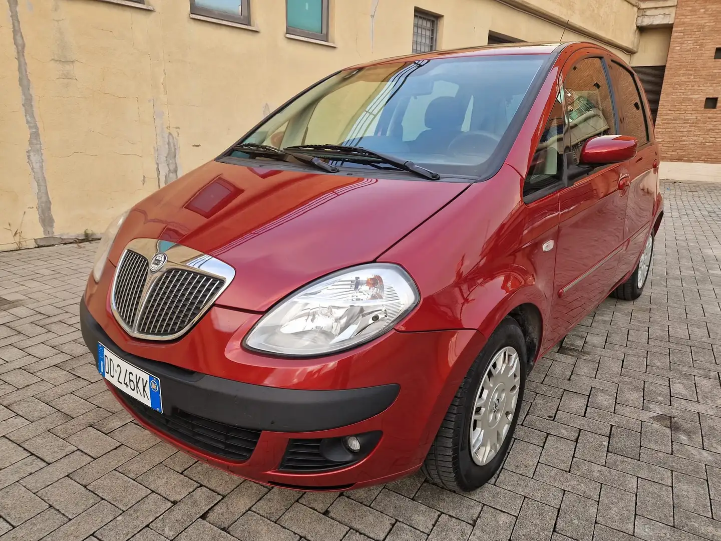 Lancia MUSA Musa I 2006 1.4 8v Argento 100 Rood - 1