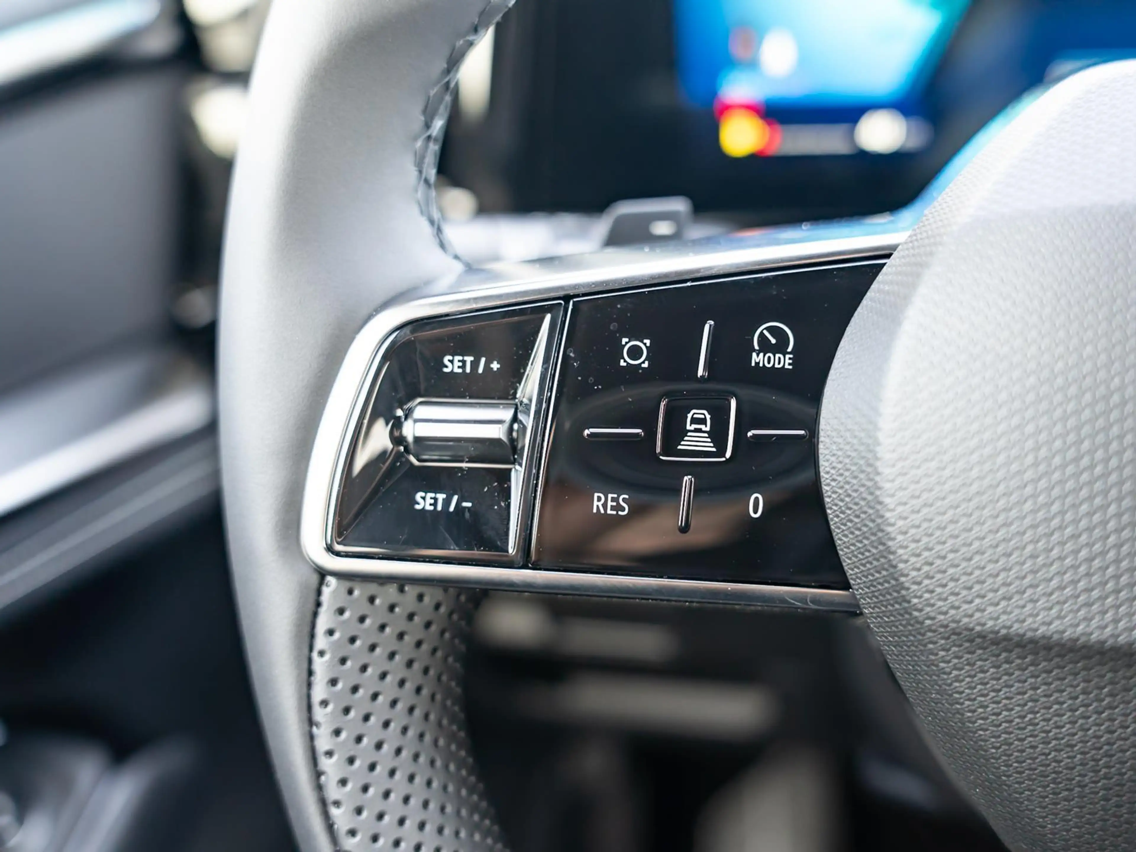 Renault Rafale Techno Full Hybrid 200 NAVI SHZ PDC — photo 13