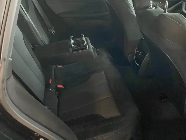 BMW 4 Series view 12