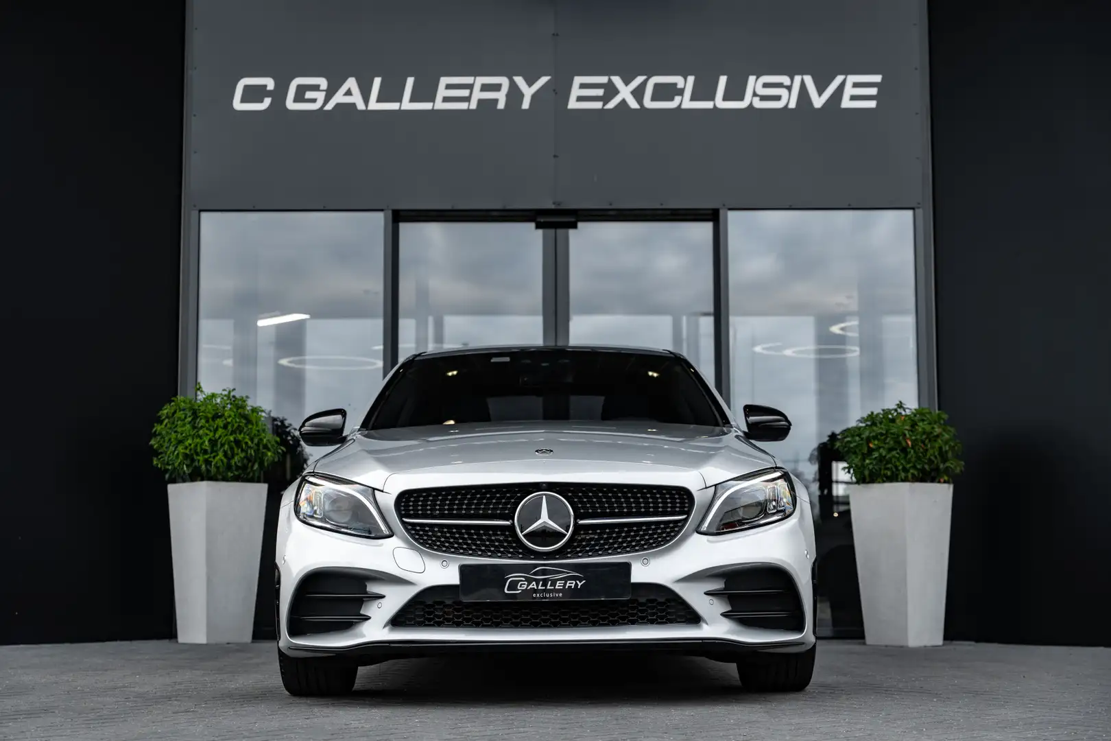 Mercedes-Benz C 300 e Premium Plus Pack - Panorama | Burmester | Memor Grijs - 2