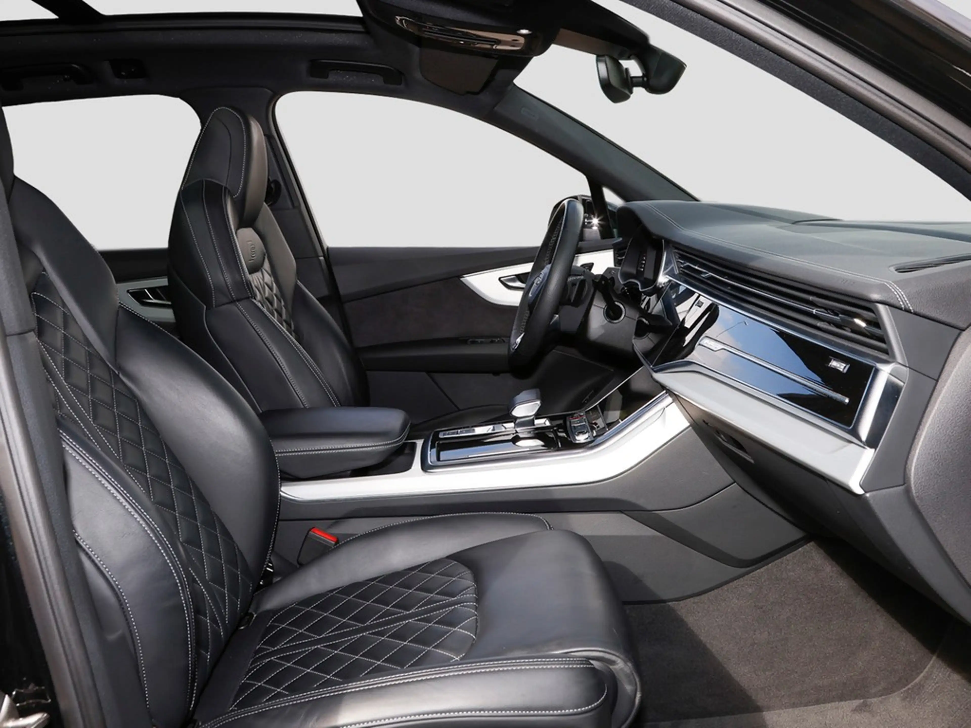 Audi SQ7 4.0 TFSI Matrix Panorama AHK Leder Kamera — photo 11