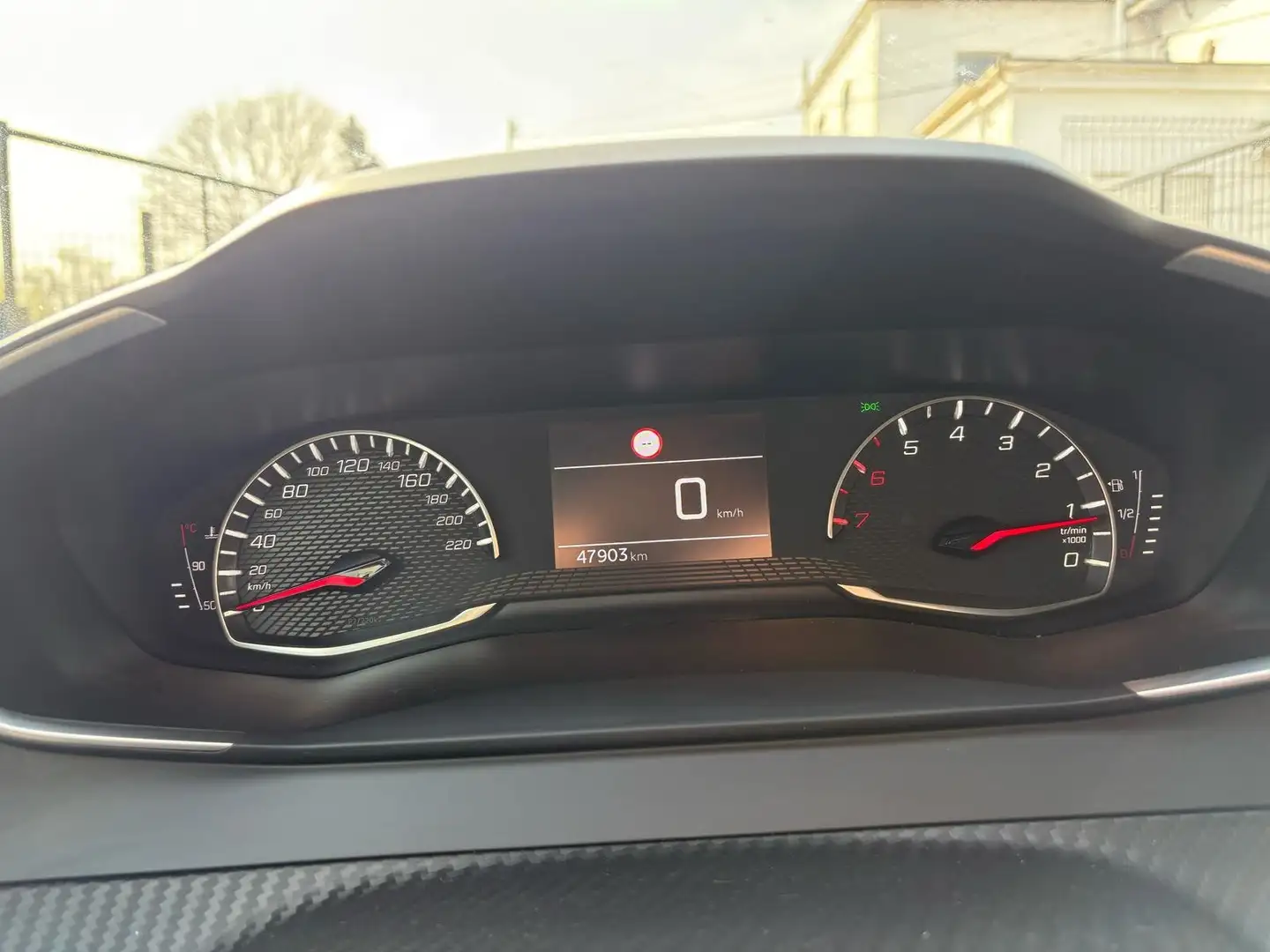 Peugeot 208 1.2i Allure ! Prêt à immatriculer ! Grau - 2