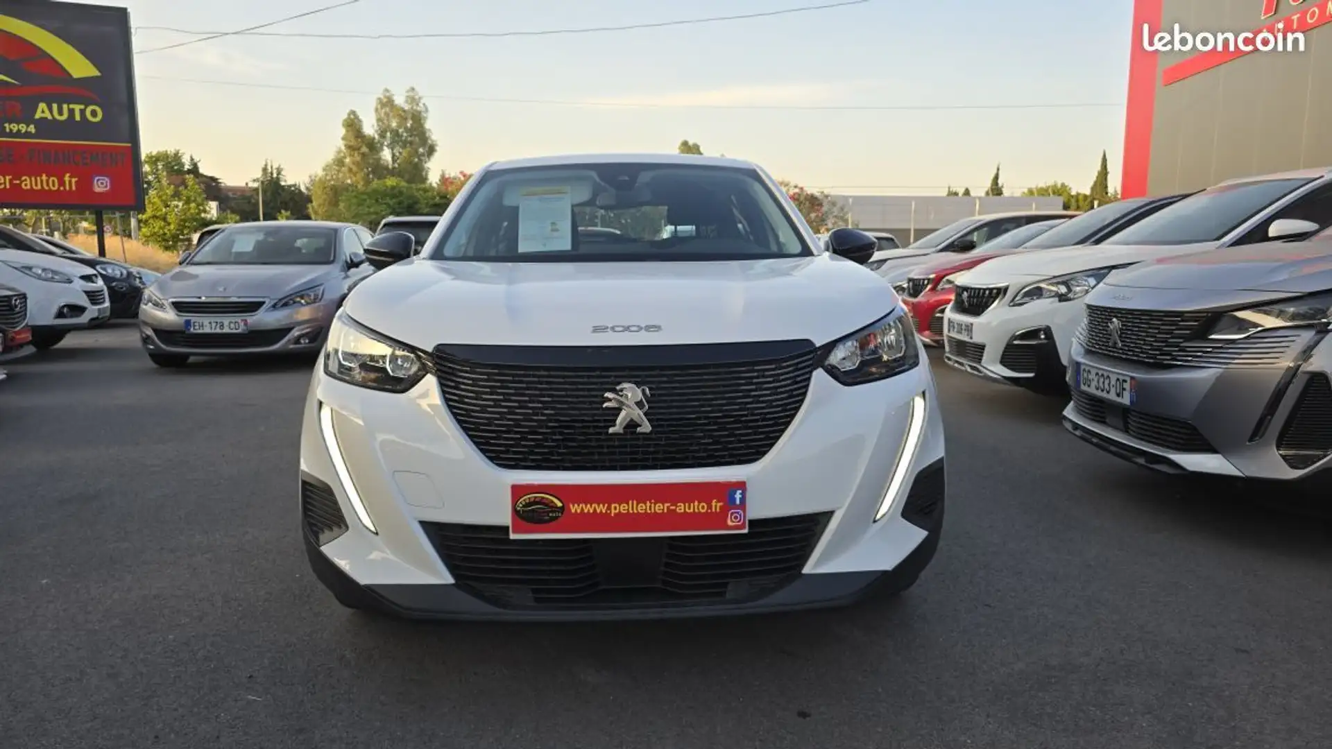 Peugeot 2008 BlueHDi 110 SetS BVM6 Active Pack Blanc - 2