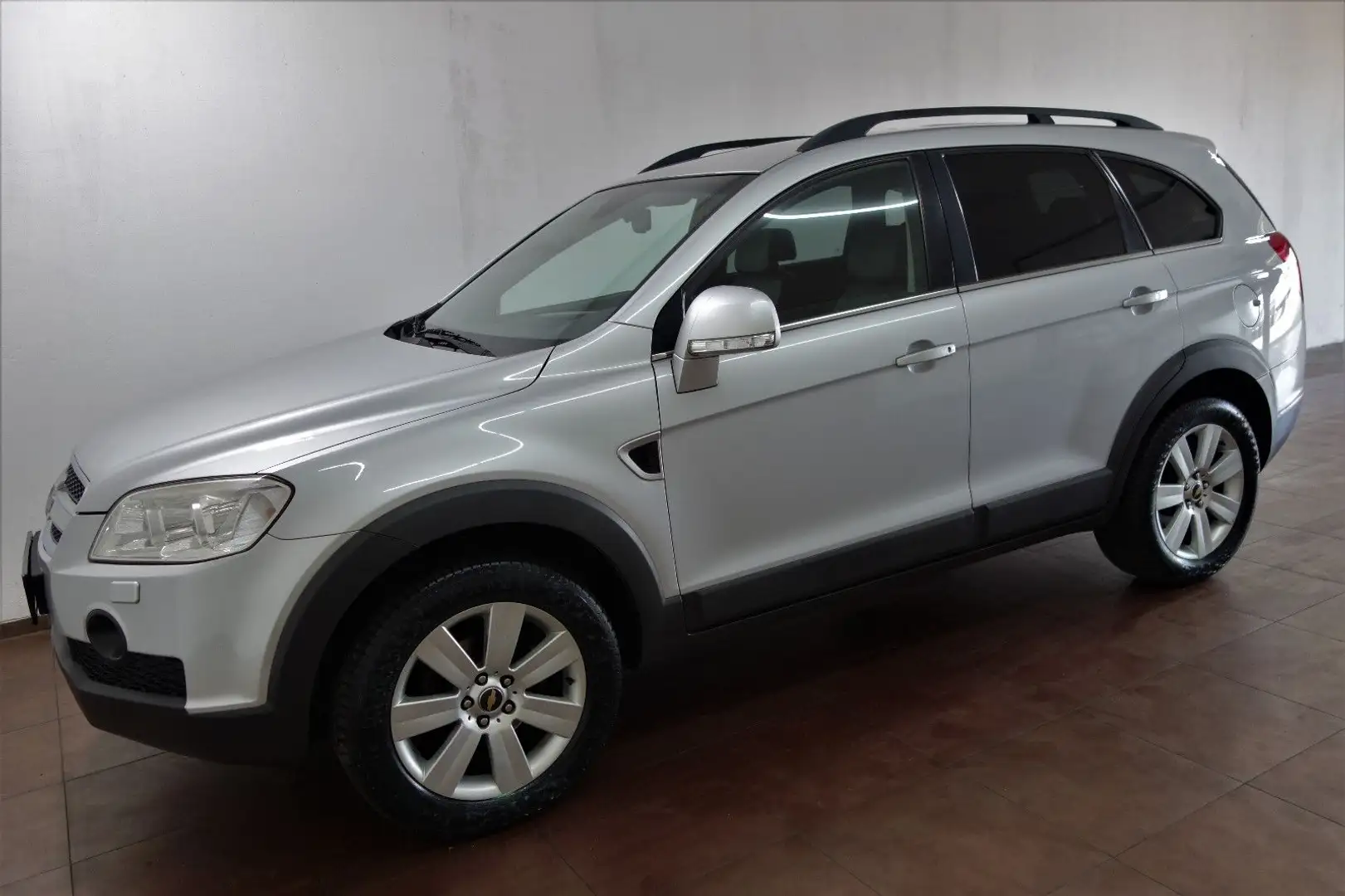 Chevrolet Captiva 2.0 D LT 4WD Leder/Klimaaut/7-Sitzer/18Z Silber - 2