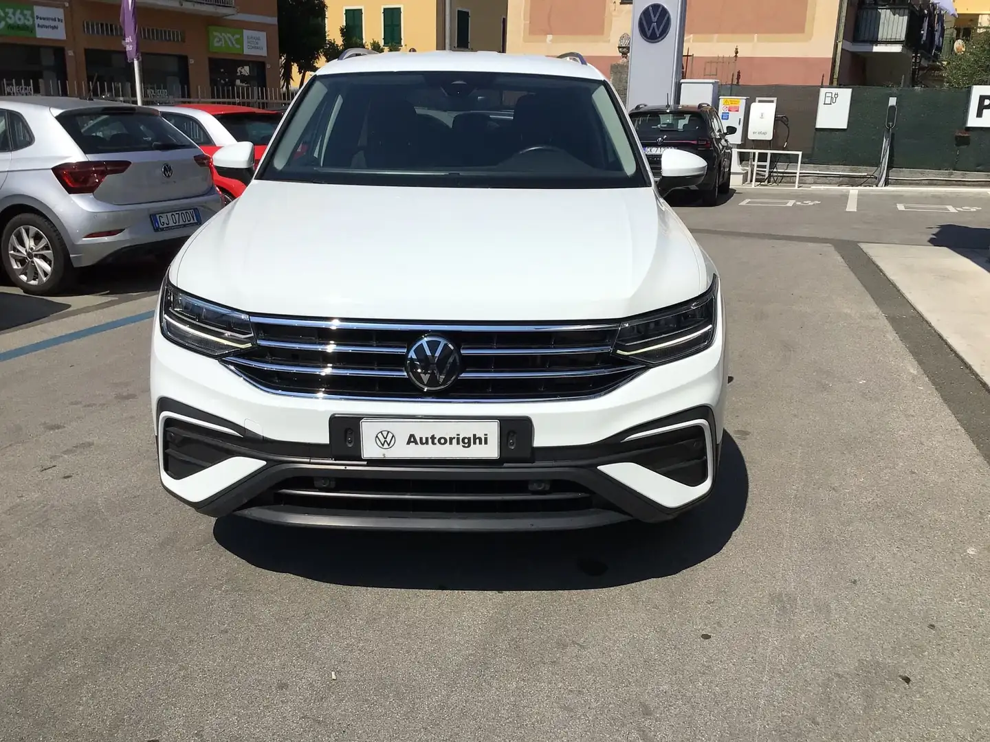 Volkswagen Tiguan Allspace Tiguan Allspace 1.5 TSI ACT DSG Life Bianco - 2